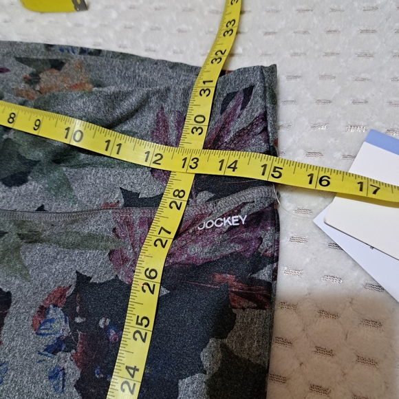 Jockey Sport Floral  Leggings Women size M  color Gray New - Picture 8 of 8